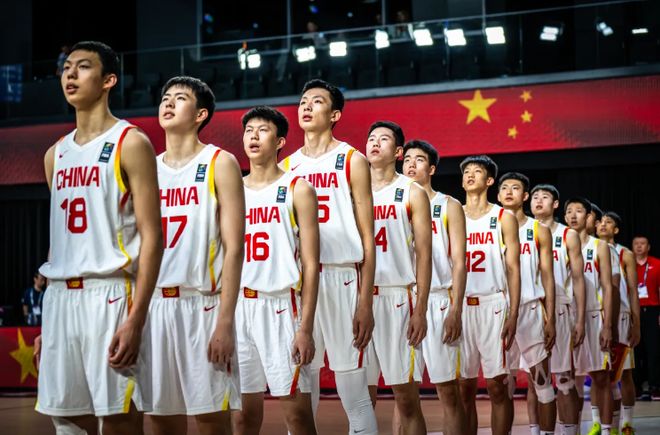任务完成！任务日名科比遗孀瓦妮莎祝贺布伦森夺冠 回应黑曼巴昔日名言